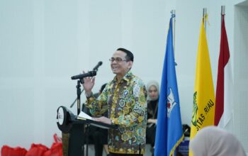 OJK Edukasi Mahasiswa Universitas Riau soal Peluang dan Risiko Pembiayaan Digital