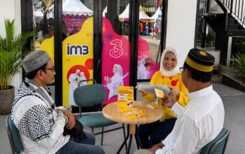 Indosat Permudah Persiapan Haji Lewat Layanan Terpadu di Asrama Haji Makassar