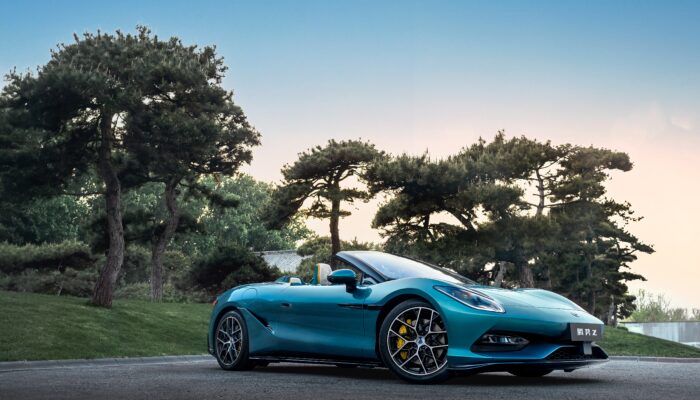 Supercar Listrik DENZA Z Unjuk Gigi di Beijing Auto Show 2026