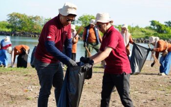 GMTD Dorong Pariwisata Bersih, Aksi Pantai Akkarena Hasilkan 306 Kg Sampah Terkumpul