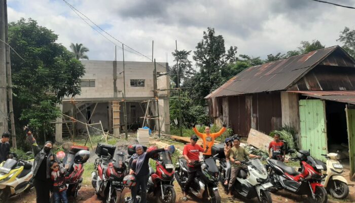 Gowata Sakti Motor Donasikan 10 Al-Quran untuk Masjid di Gowa dalam Rangka Anniversary ke-19