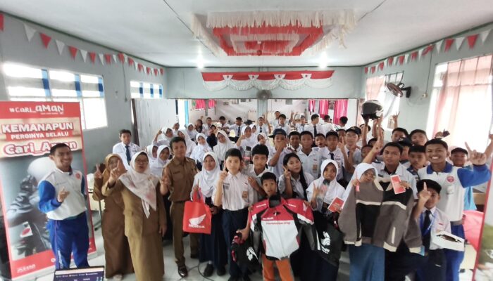 Asmo Sulsel Bersama Satlantas Polrestabes Makassar Gelar Edukasi Safety Riding bagi 50 Siswa SMKN 40 Makassar