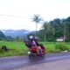 Tetap #Cari_Aman, Ini Tips Berkendara Saat Membawa Barang Belanja atau Barang Besar di Sepeda Motor
