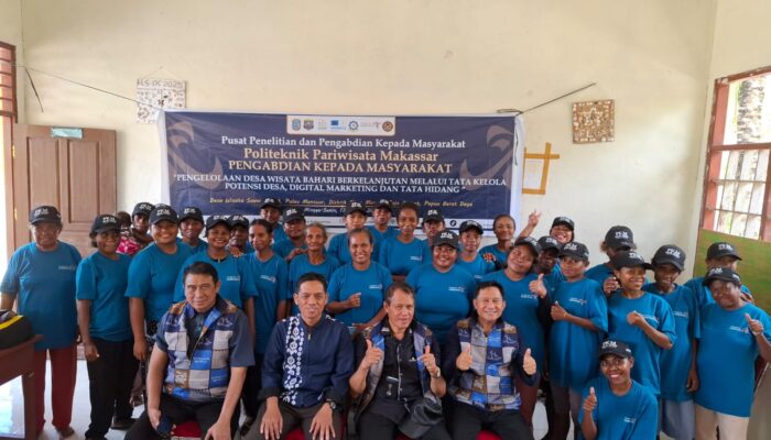 Poltekpar Makassar Gelar PKM Terintegrasi untuk Penguatan Desa Wisata Bahari di Raja Ampat