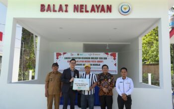 OJK Sulsel Sulbar Perkuat Inklusi Keuangan dan Pemberdayaan Ekonomi Masyarakat Pesisir di Desa Sumare