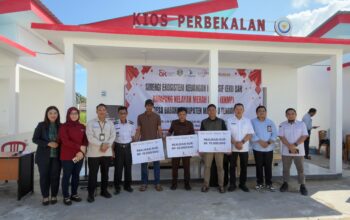 OJK Sulsel Sulbar dan TPAKD Mamuju Tengah Edukasi Nelayan dan UMKM tentang Keuangan