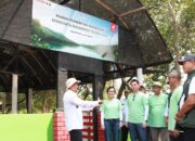 AHM Bangun Rumah Semai Mangrove Demi Lingkungan dan Ekonomi Warga Karawang
