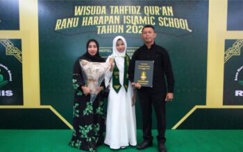 Air Mata Inayah di Wisuda Tahfidz RHIS: “Ayah, Ibu… Izinkan Aku Membalas Semua Pengorbanan Kalian”