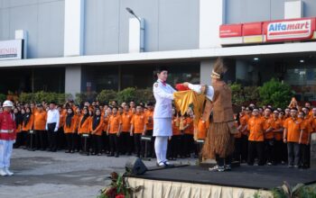 Claro Makassar Rayakan HUT ke-81 RI dengan Pesan Toleransi dan Peduli Lingkungan