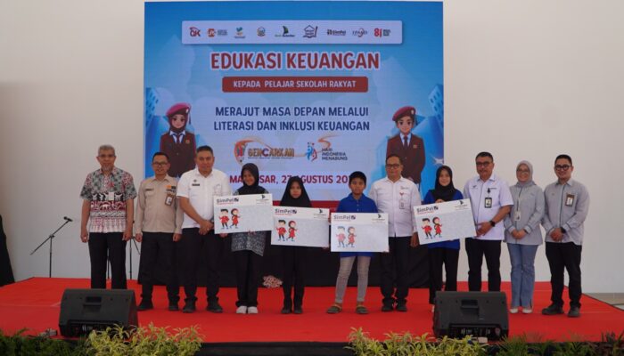 OJK Dorong Generasi Muda Cerdas Finansial, 570 Siswa Sekolah Rakyat Mulai Menabung