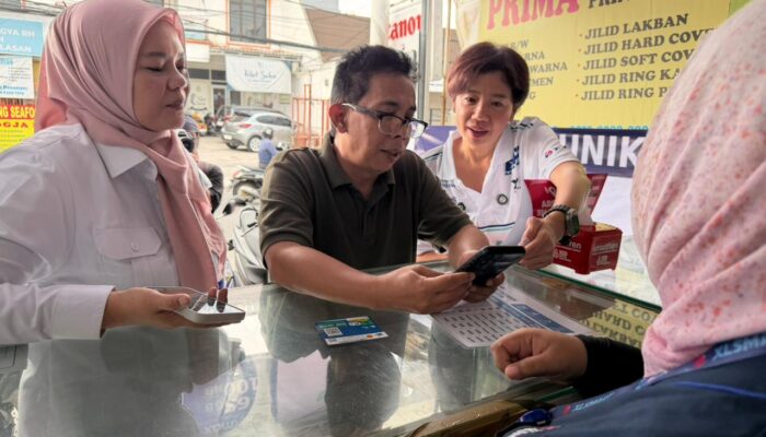 Hari Pelanggan Nasional, XLSMART Perkuat Komitmen Layani Pelanggan