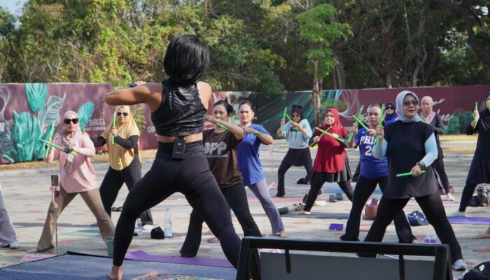 Poundfit dan Podcast Hadir di Ruang Hijau Bukit Baruga