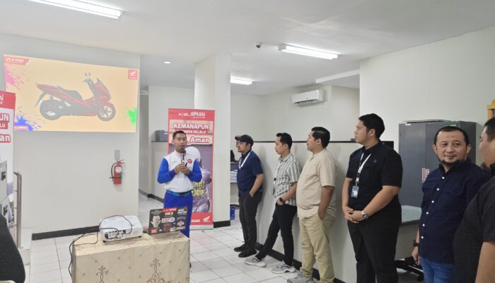 Safety Riding Asmo Sulsel Bekali Karyawan FIFGroup Makassar