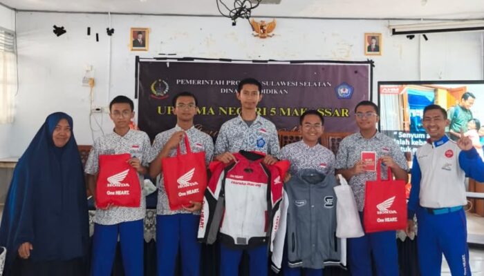 Asmo Sulsel Edukasi Safety Riding Siswa SMAN 5 Makassar, Pemenang DBL Bawa Pulang Honda BeAT