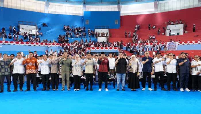 Munafri Dampingi Mensos Luncurkan Gerakan Peduli Tetangga di Makassar